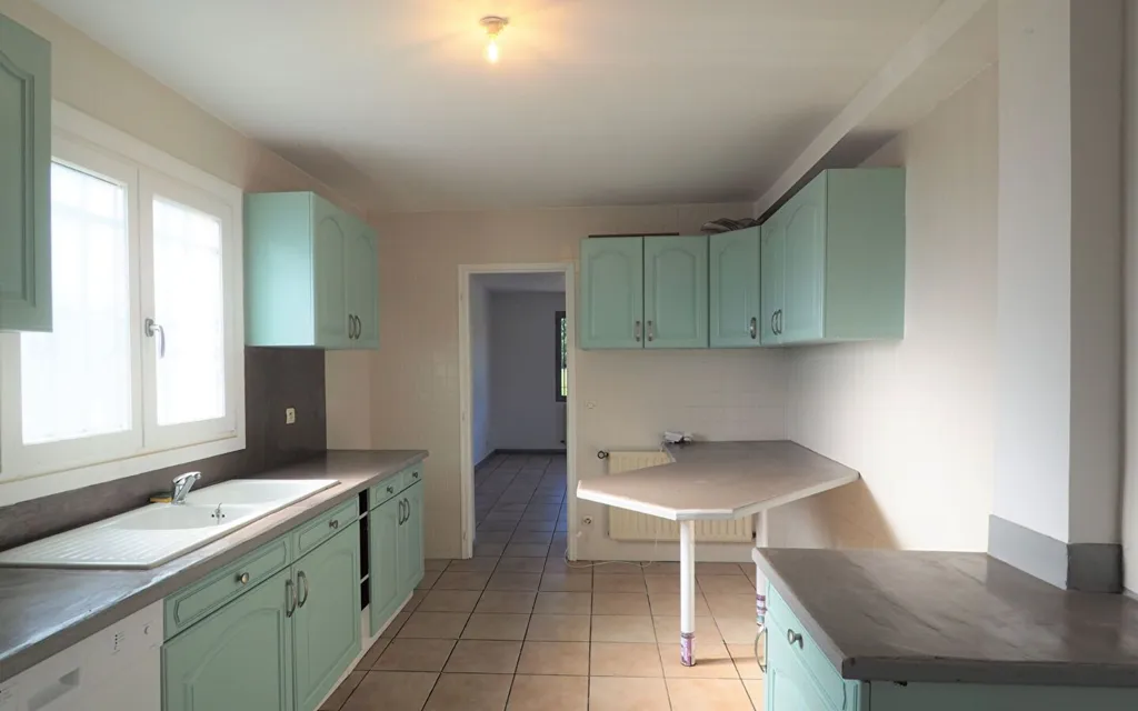 Cuisine - Appartement 4 Pièces avec Jardin à Amancy
