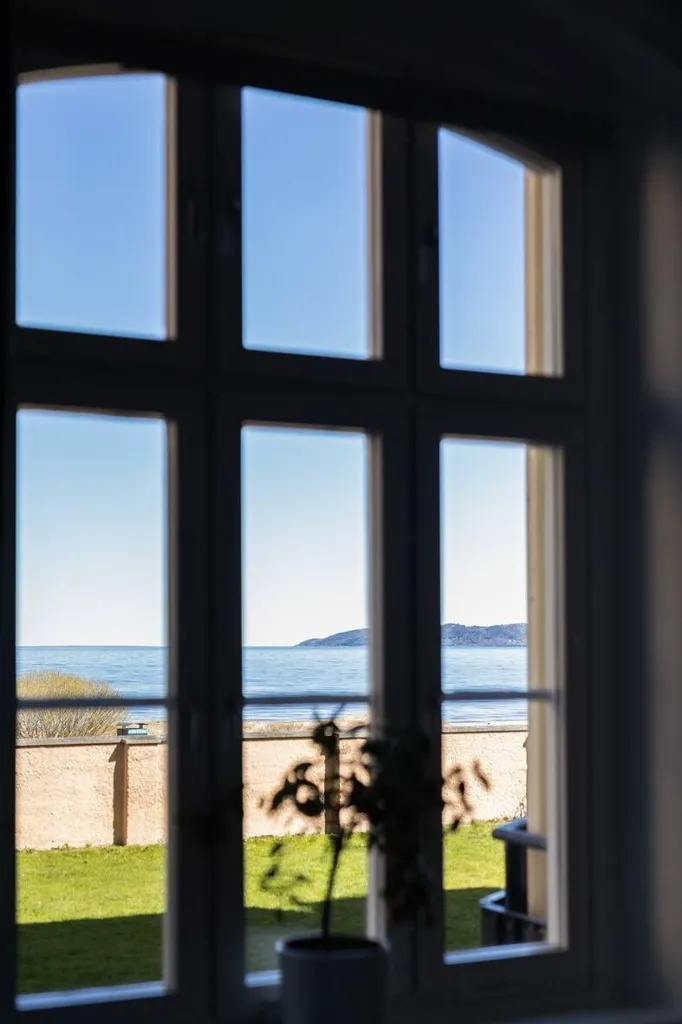 Pièces - Jugendstil Apartment with Vättern View in Jönköping