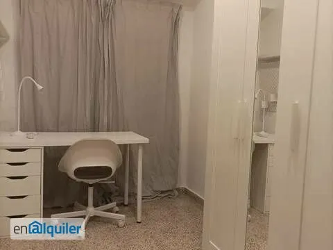 Kabinet - Student Flat with Balcony in Ciutat Jardí, Valencia
