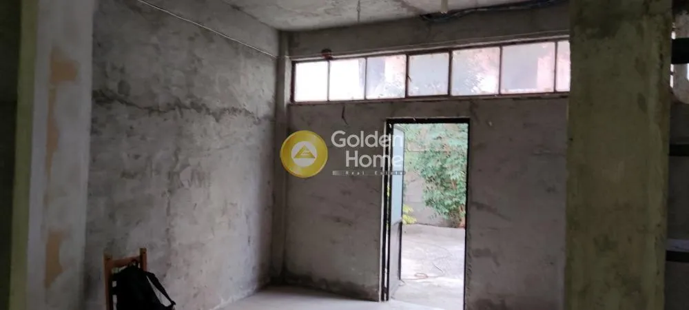 Entrée - Retail Space with Office Frontage in Patras