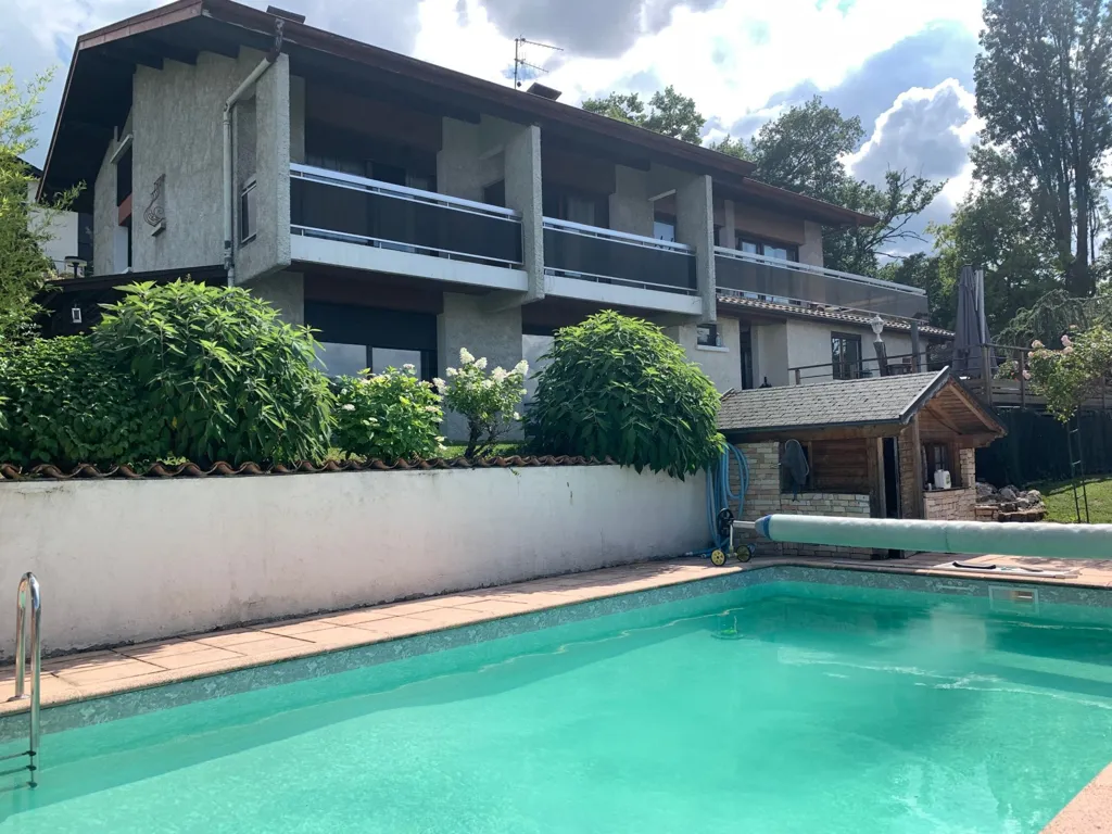 pool_area
