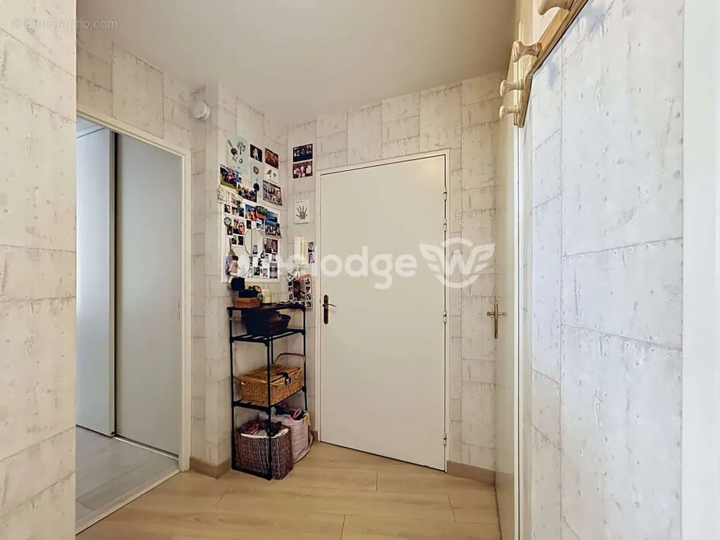 Entrée - Appartement avec Terrasse Sud-Est à Eragny
