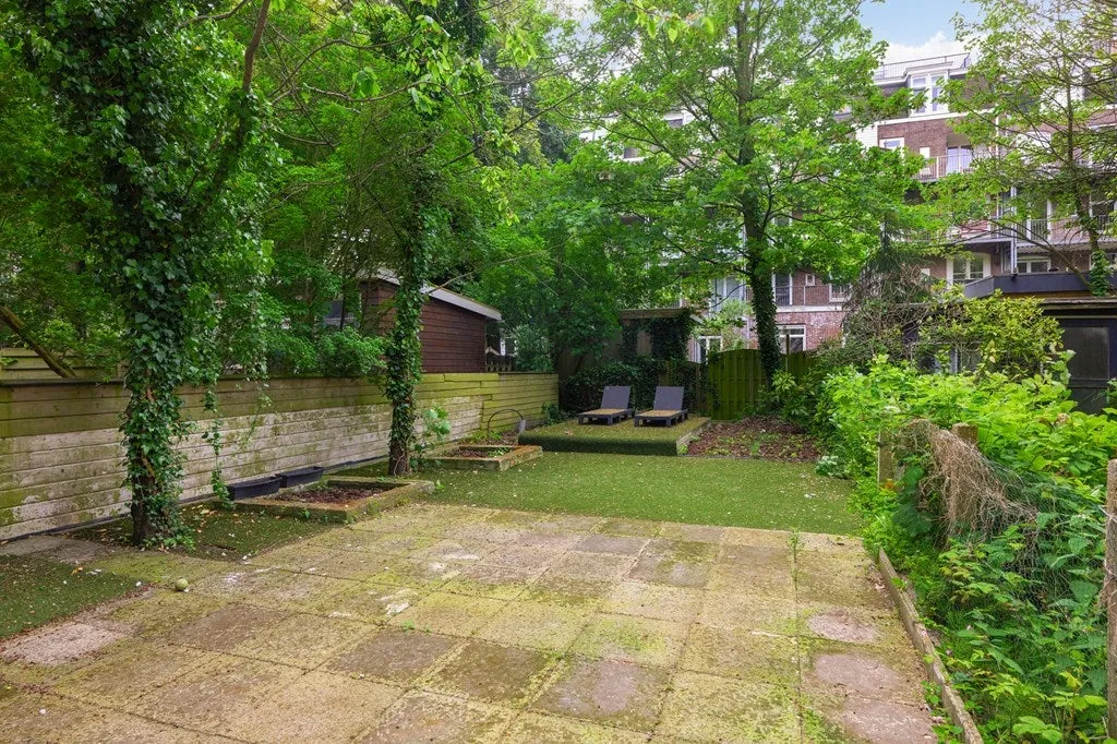 Jardin - Spacious Apartment with Garden in Helmerbuurt