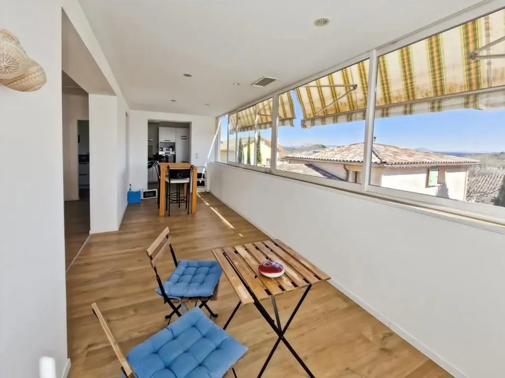 Rõdu - Two-Appartment House with Garden in Forcalquier