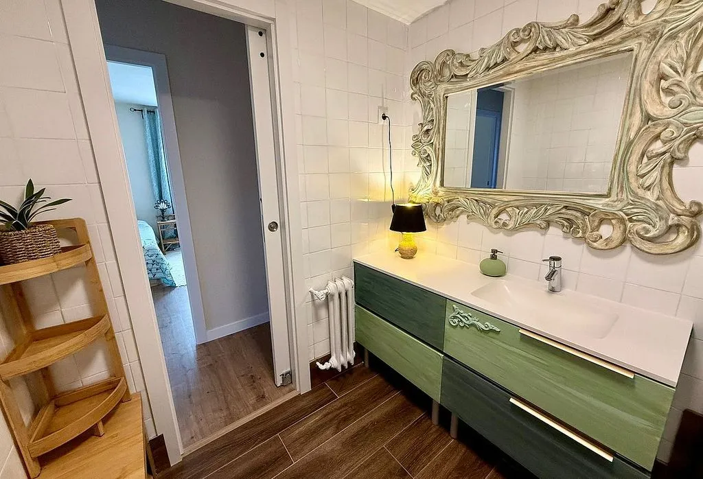 Bathrooms - Penthouse with Pool in Talamanca de Jarama
