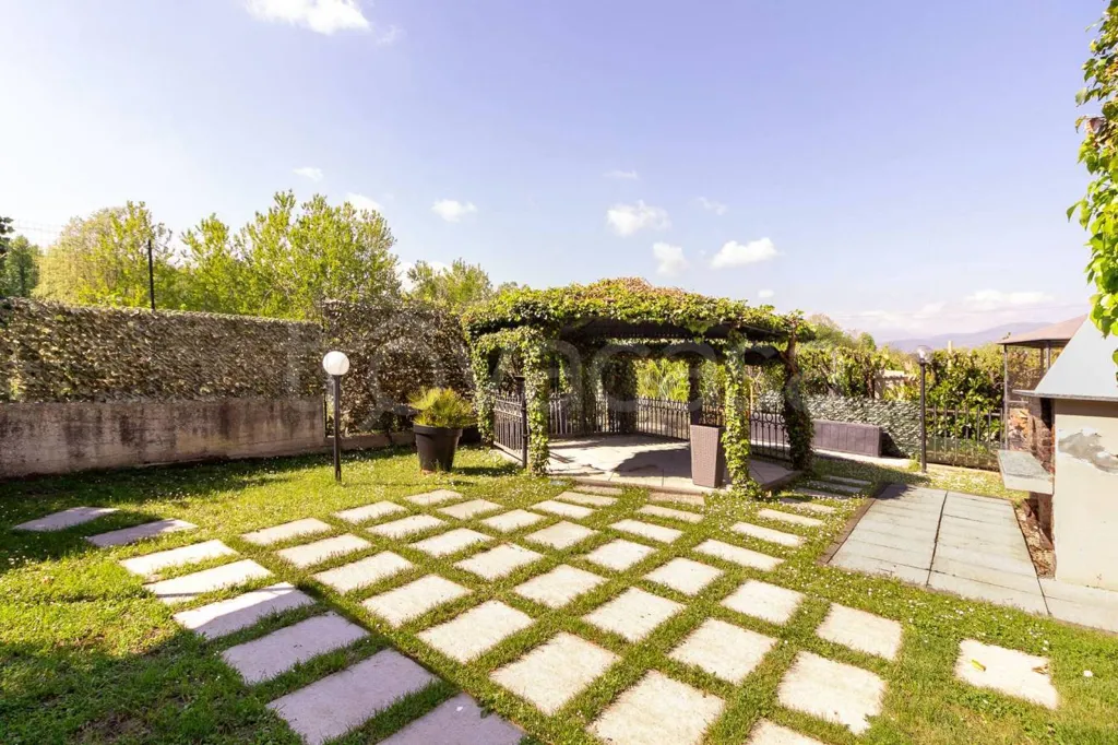Jardin - Apartment with Terraces in Rosta