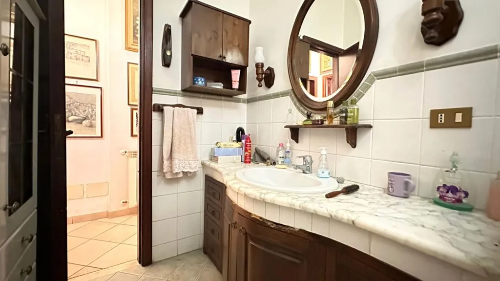 Salles de bain - Spacious Apartment with Private Garden in Palermo