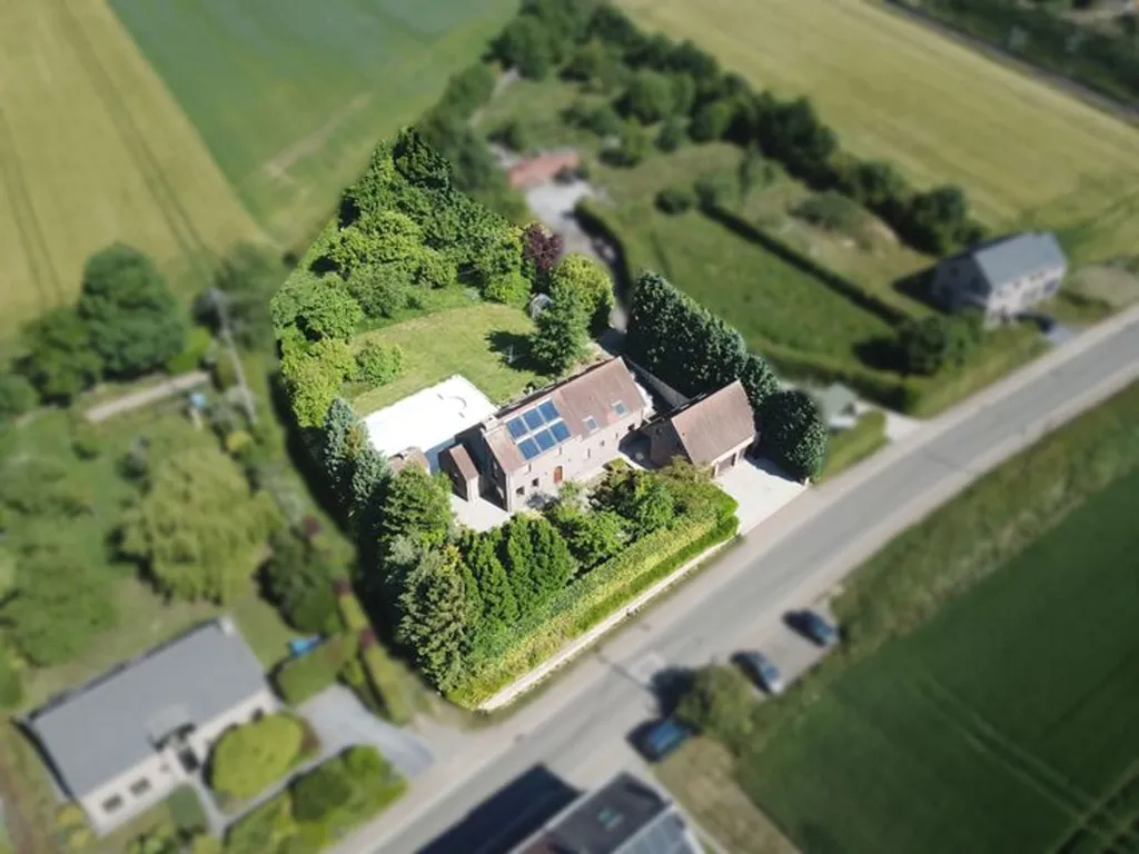 Õhuvaade - Villa with Pool in Gembloux