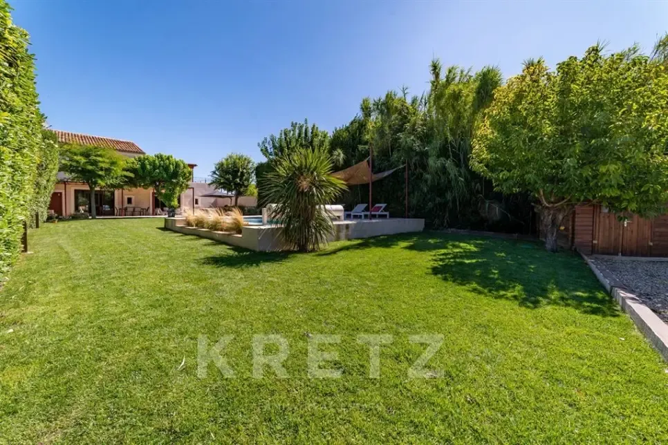 Giardino - Renovated Barn with Pool near Nîmes