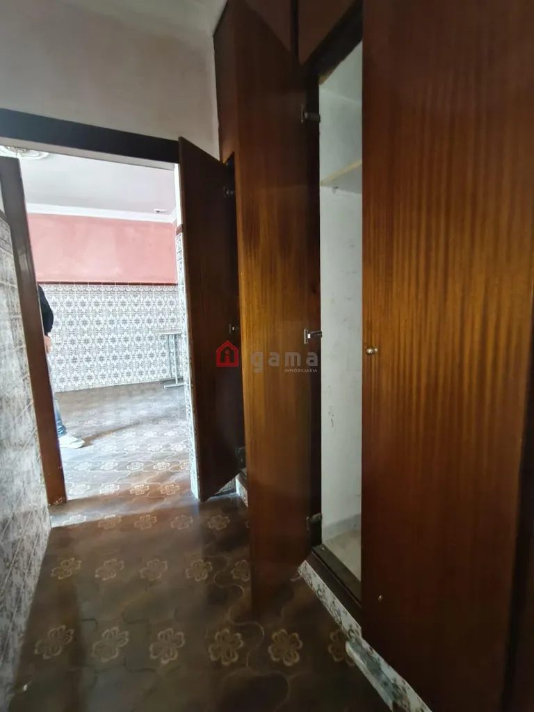 Hallway - Apartment with Renovation Potential in Onda