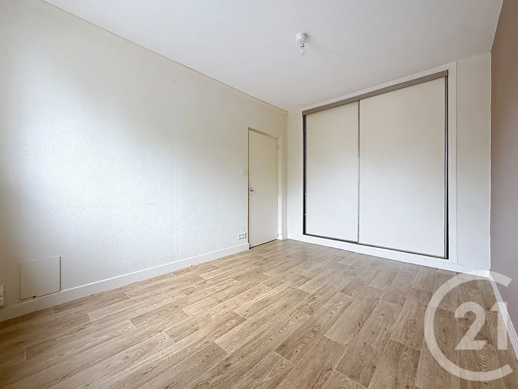 Chambres - Appartement T4 en Centre-Ville à Guéret
