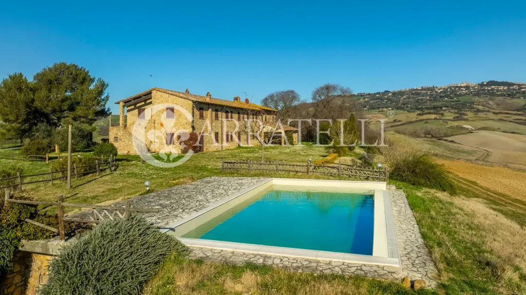 Bassein - Rustic Farmhouse with Pool near Volterra