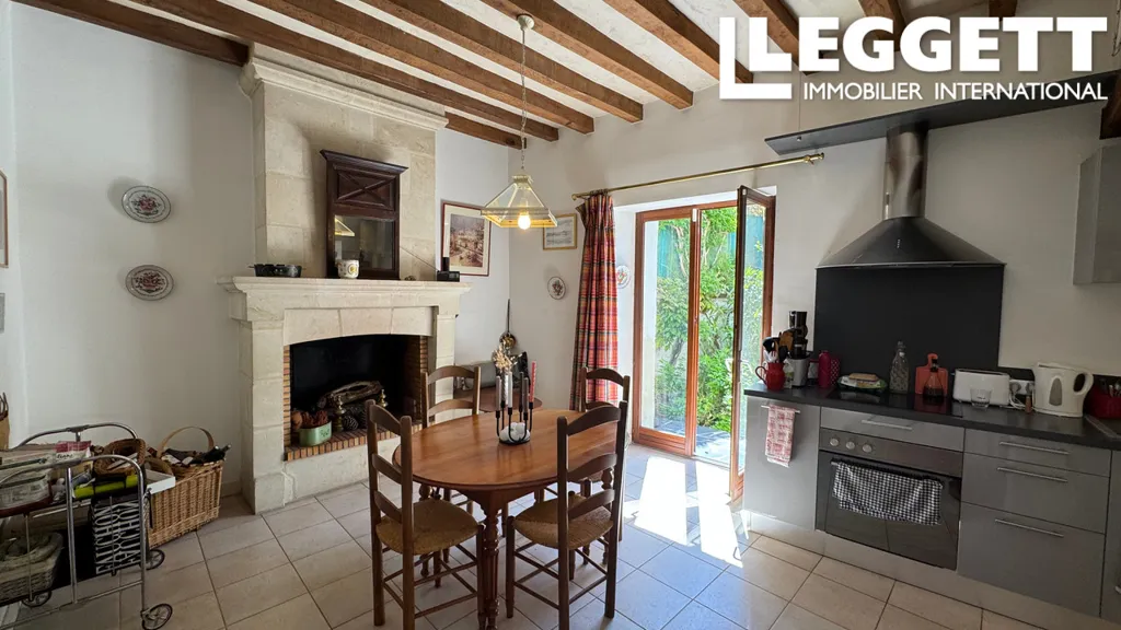 Köök - Restored Riverside Home in Loire Valley
