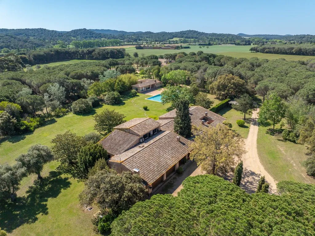 Vista aerea - Luxury House with Historic Tower in Mont-ras
