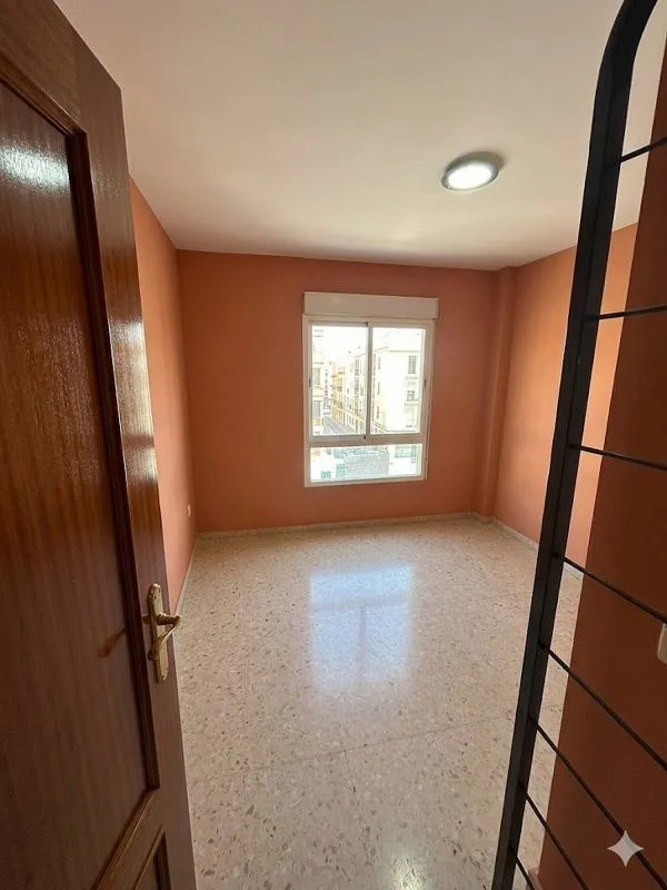 Pièces - Modern Flat with Terrace in Pardaleras, Badajoz