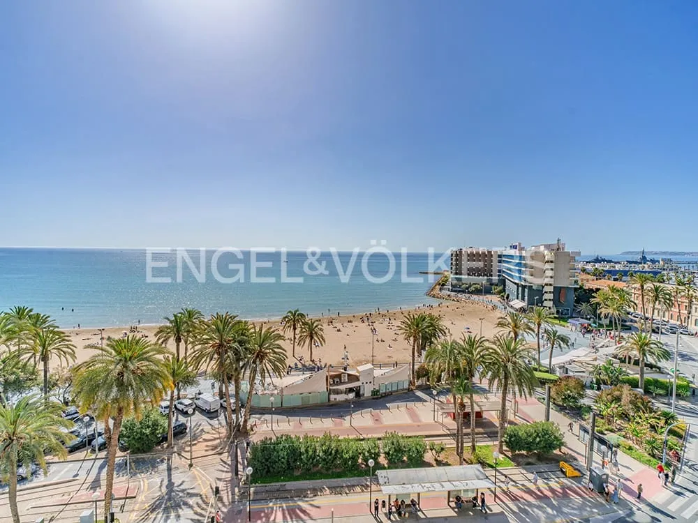 Penthouse with Sea View in Casco Antiguo, Alicante