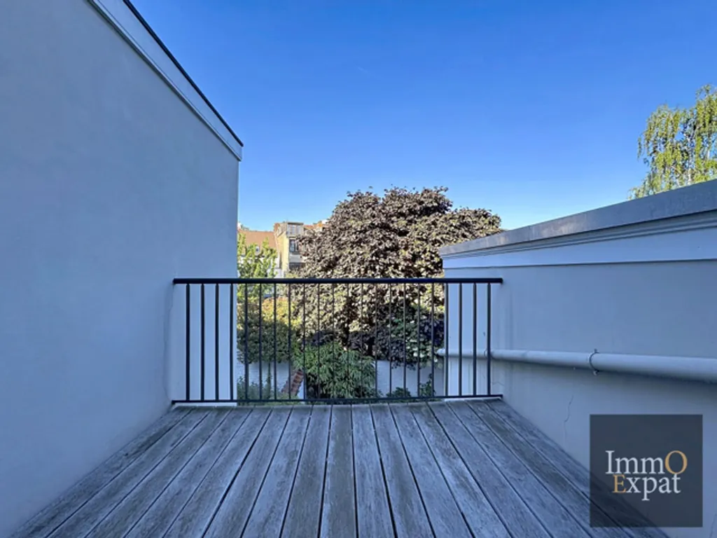 Balcon - Maison 5 Chambres avec Jardin et Terrasse à Etterbeek