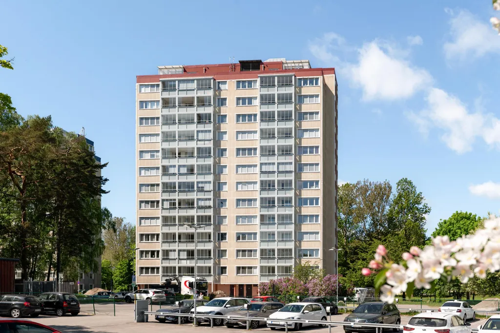 Välivaade - Apartment with Balcony View in Popular Area