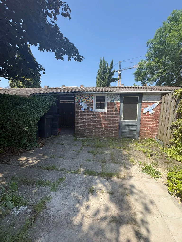 Välivaade - Partially Renovated House with Garden in Eindhoven