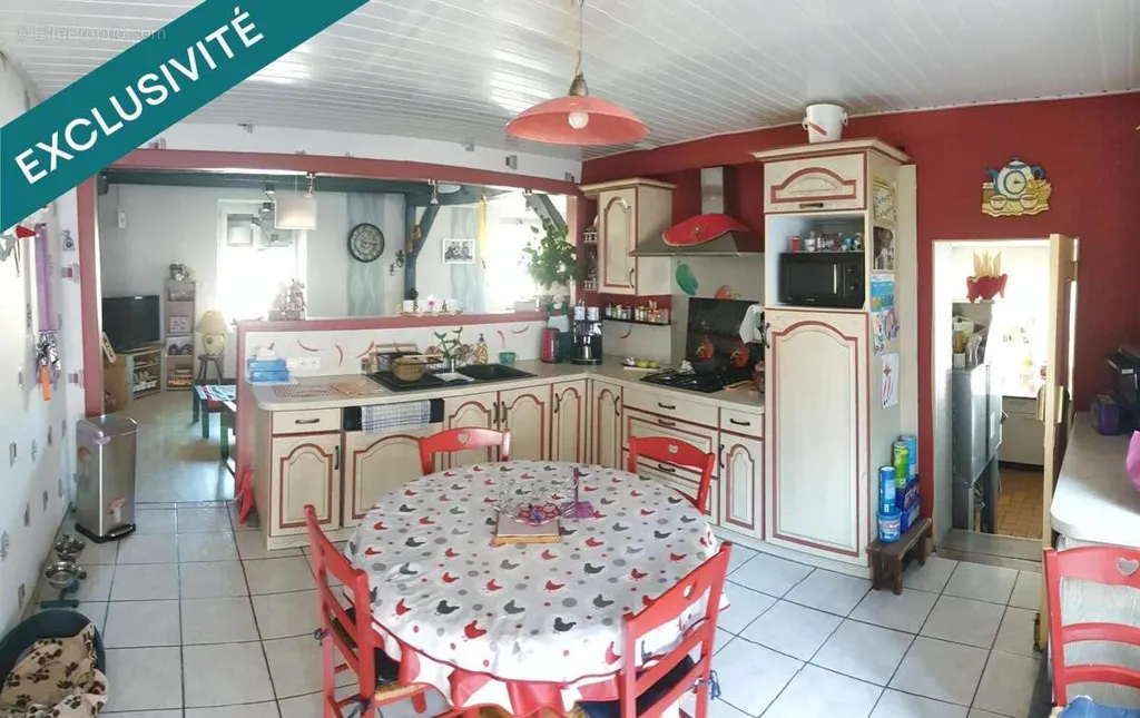 10-toaline maja asukohas Melisey