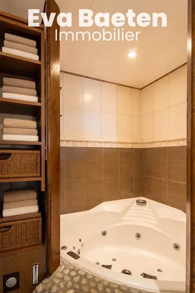 Bagni - 4-Piece Flat with Dégagée View in Thionville