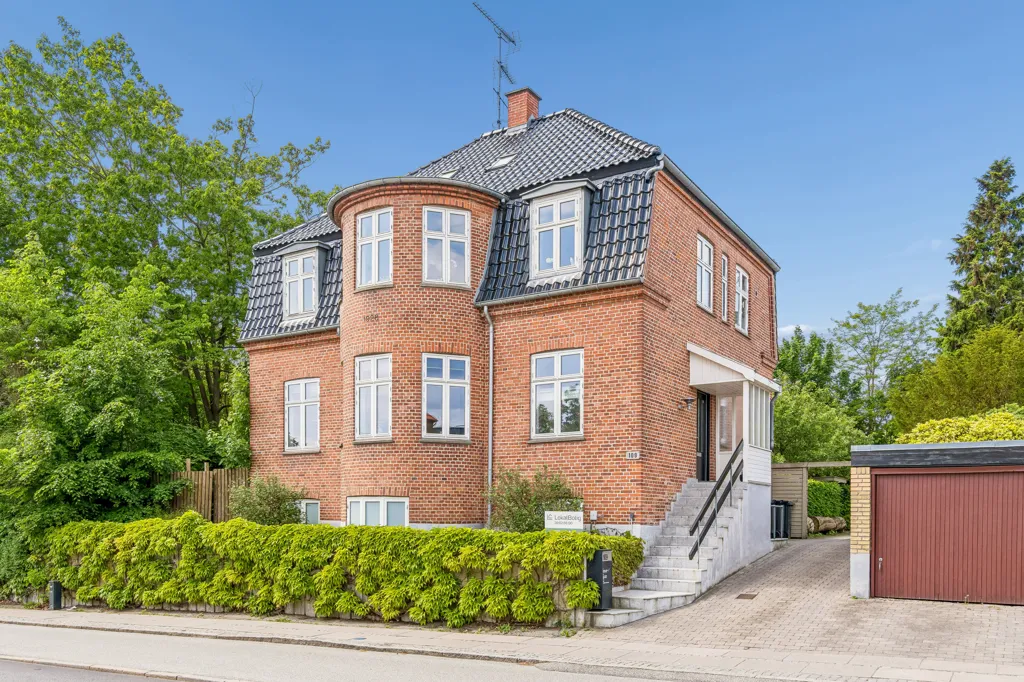 Välivaade - Villa Apartment with Garden in Hellerup