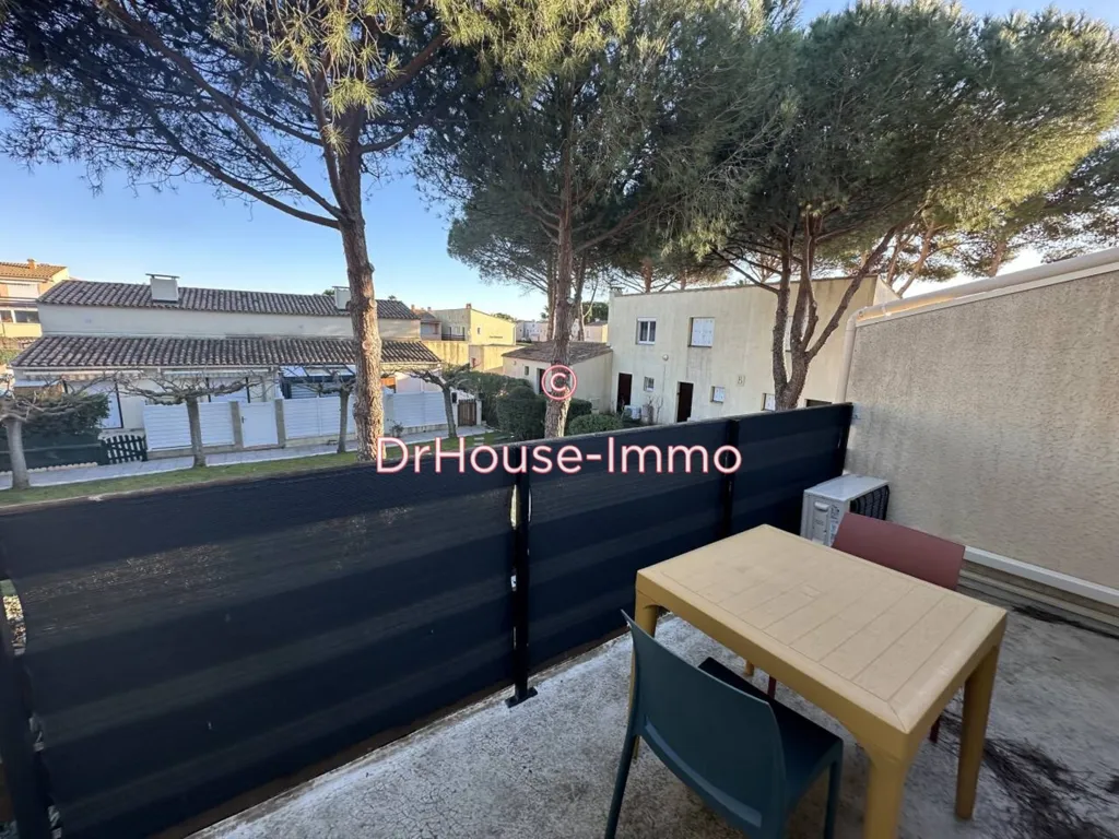Rõdu - Renovated Apartment with Terrace in Agde