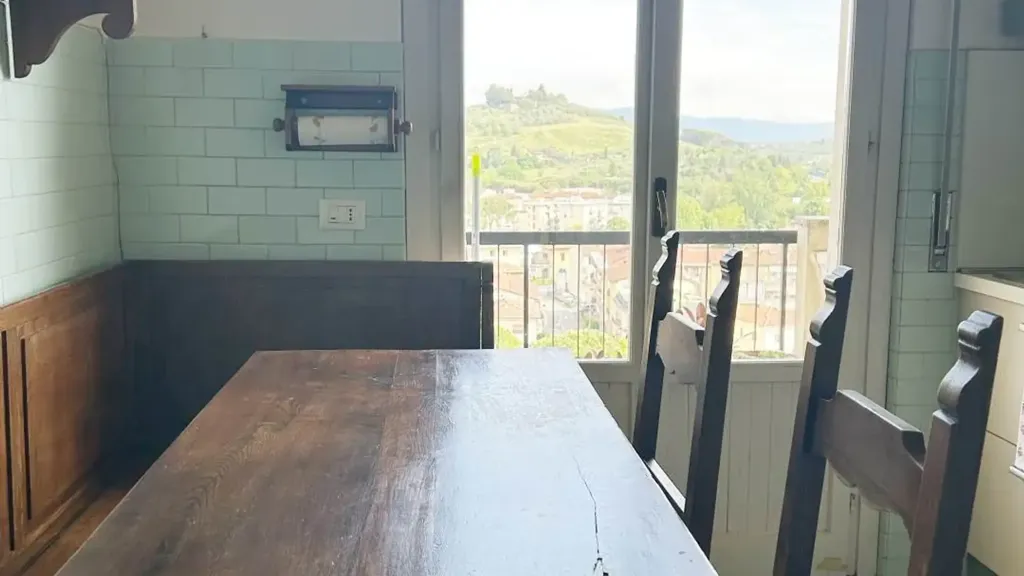 Söögituba - Penthouse Apartment with Panoramic Views in Tavarnuzze