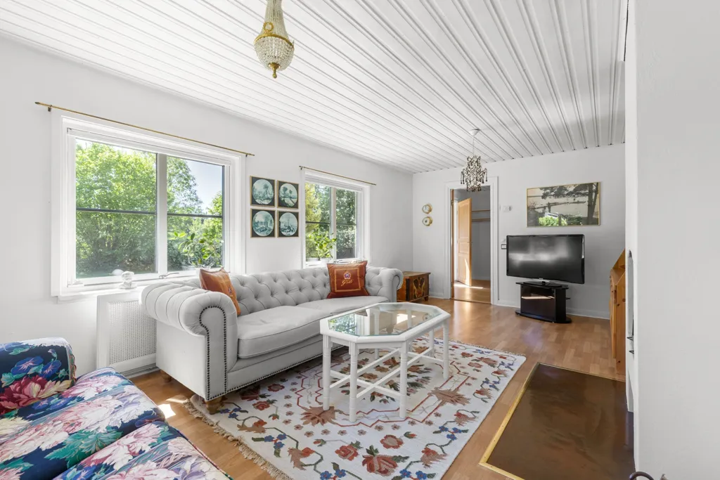 Elutuba - Charming Villa with Sea View on Fornudden