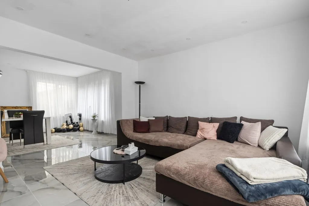 Soggiorno - Semi-Open Development with 6 Bedrooms in Overmere