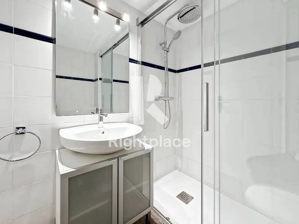 Salles de bain - Apartment with Balcony and Terrace in La Nova Esquerra de l'Eixample