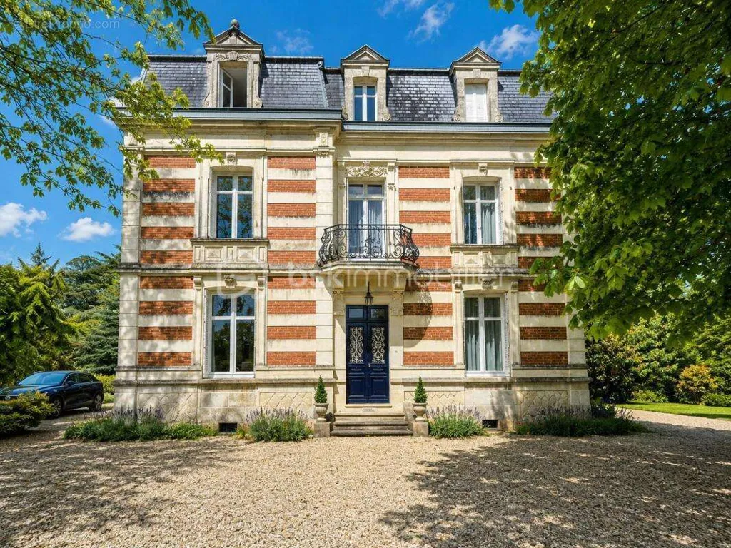 Extérieur - Maison de Maître avec Piscine et Parc à Écueillé