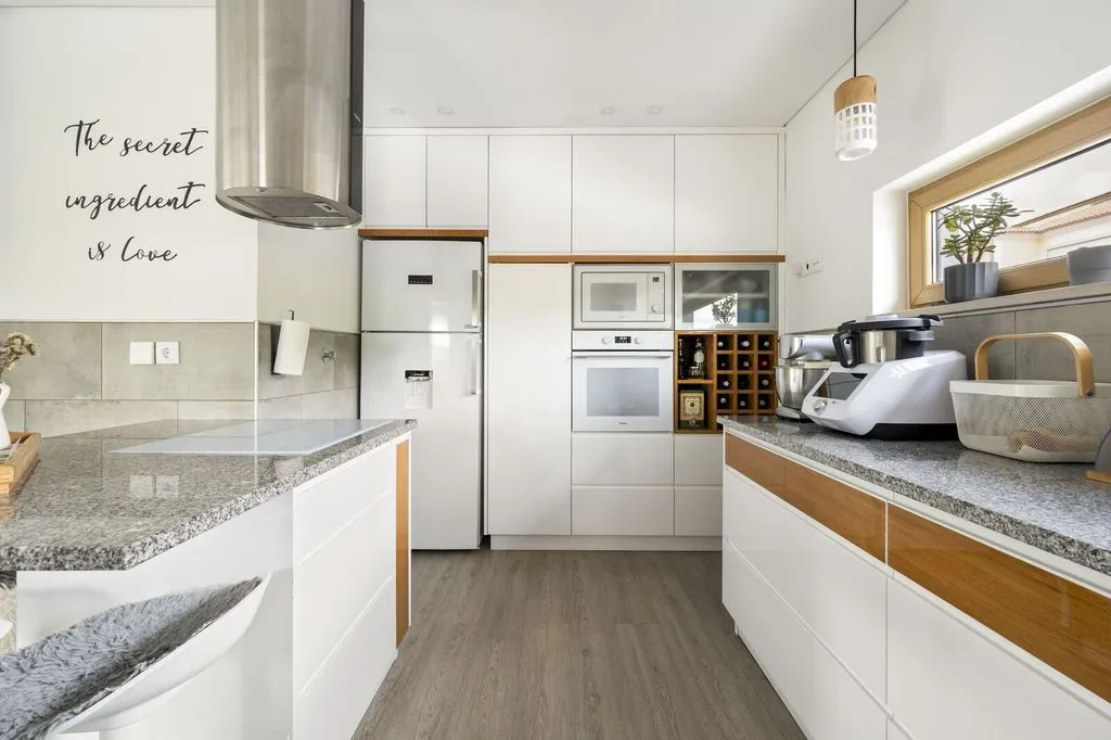 Cuisine - Modern Villa with Panoramic Views in Santiago do Cacém