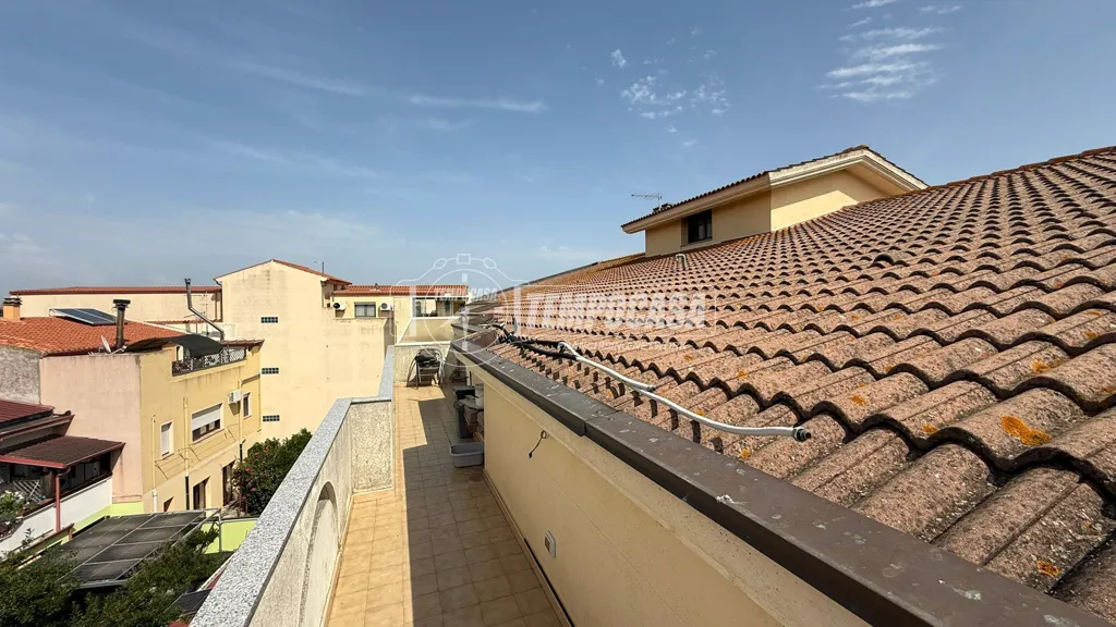 Terrass - Spacious 2-Bedroom with Balcony in Oristano