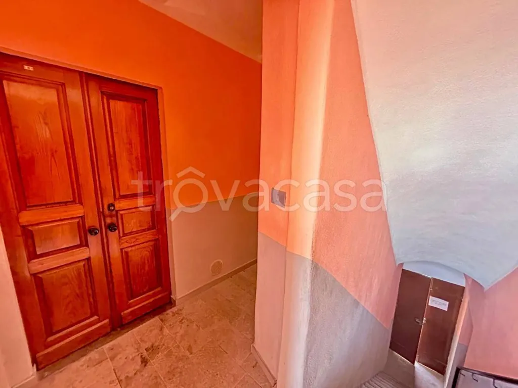Pièces - Rental Flat with Balcony in Fossano