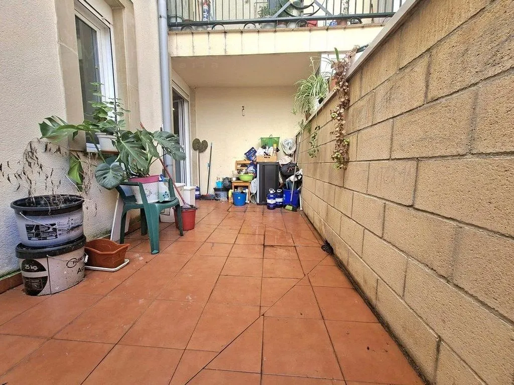 Aed - Spacious Apartment with Balconies in Central Location