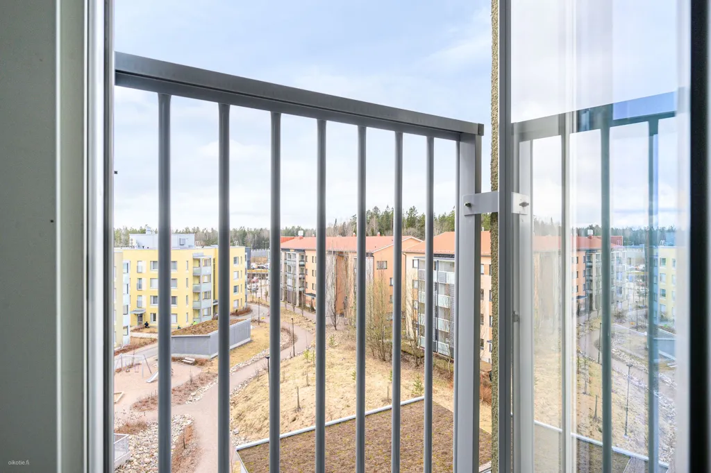 Rõdu - Studio with French Balcony in Espoo