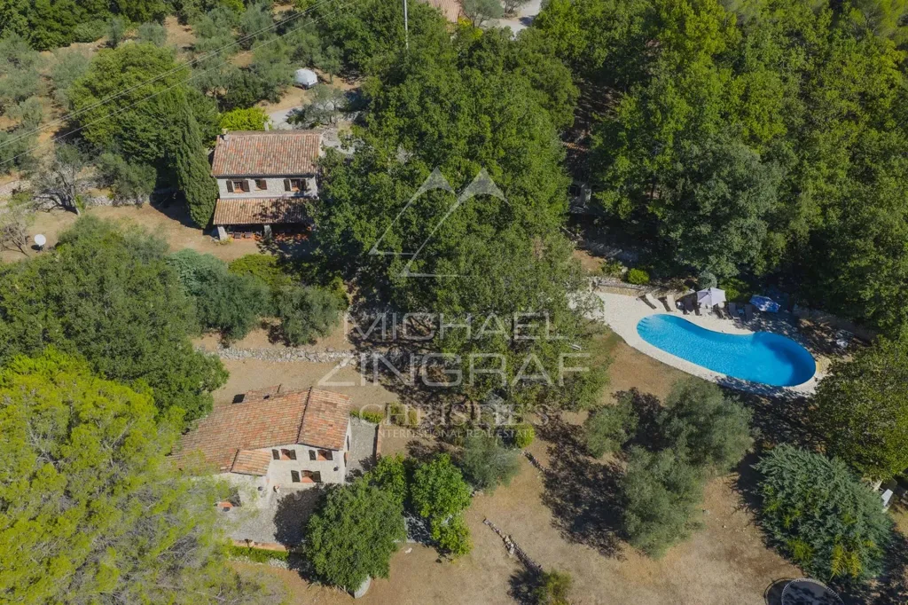 Õhuvaade - 11-Piece Villa with Equestrian Potential in Callas