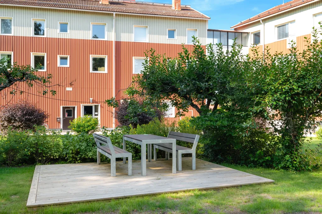Jardin - Apartment with Balcony in Fanna, Uppsala