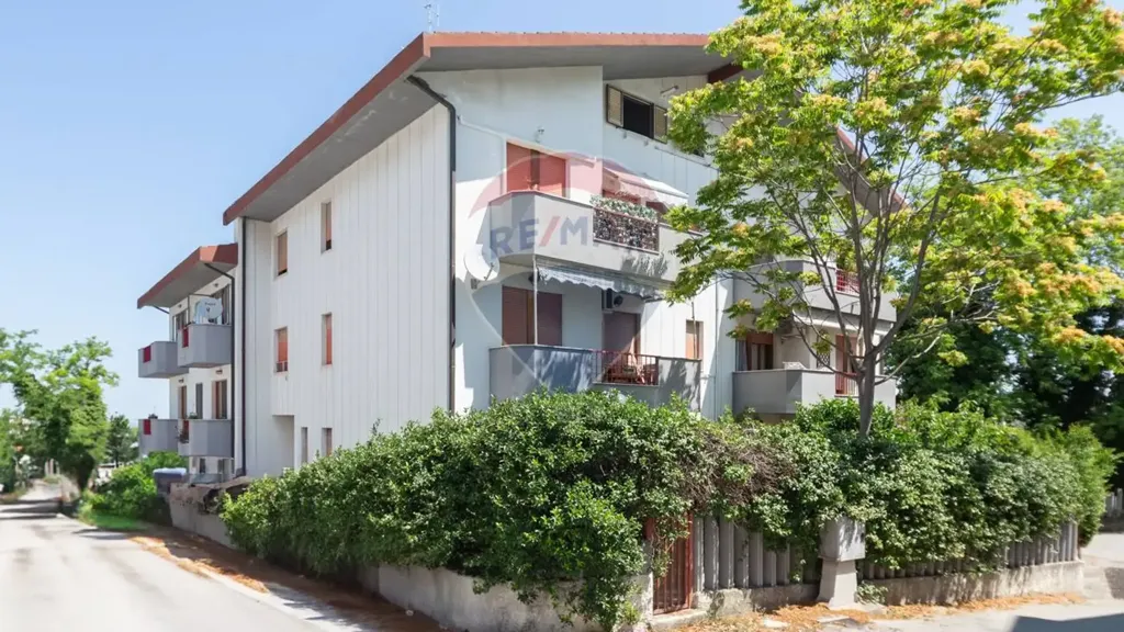 Välivaade - Rustic-Style Flat with Balcony in Chieti