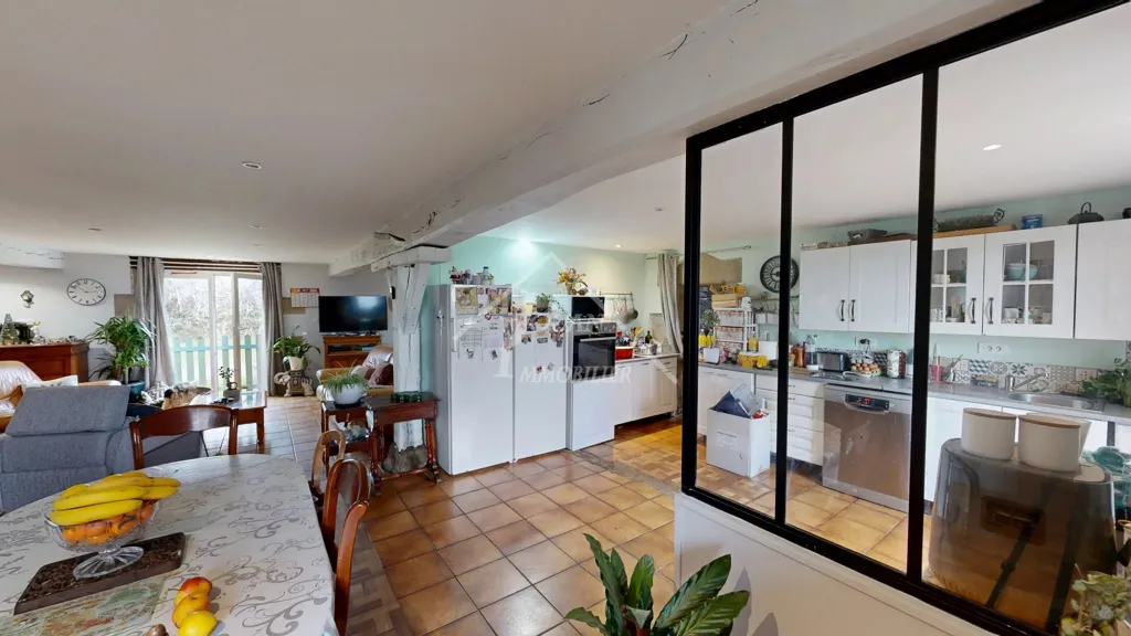 Cuisine - Maison de Campagne avec Vue Panoramique à Gipcy