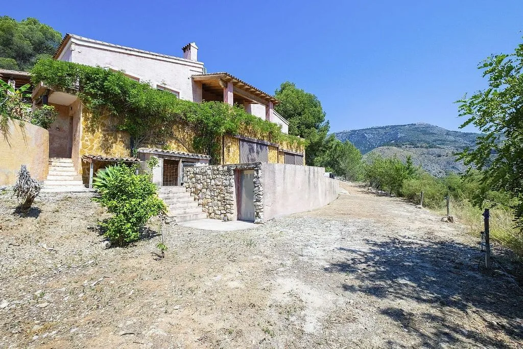 Extérieur - Villa with Pool and Terrace in Callosa d'En Sarrià