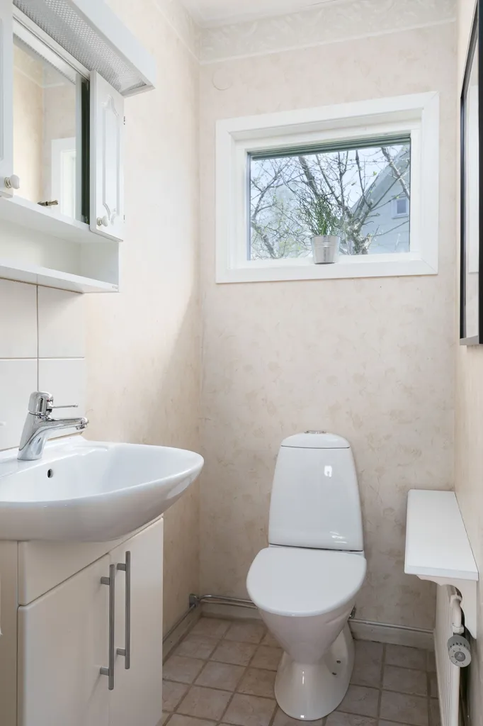 Vannitoad - Architectural Penthouse Villa with Garden in Södermanland