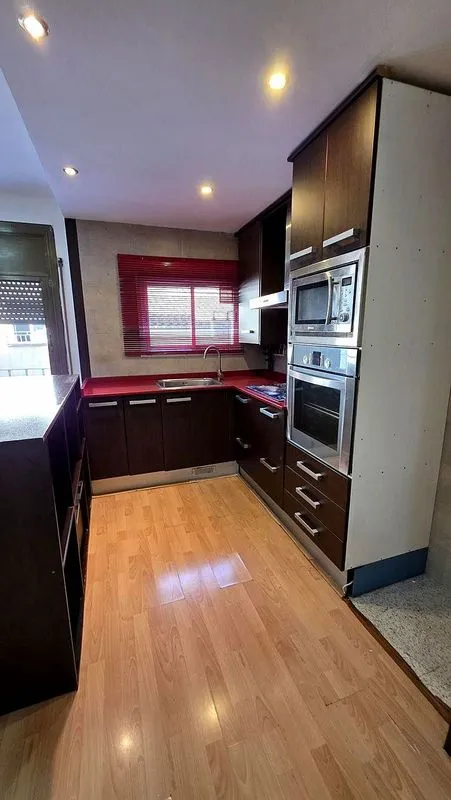 2-Bedroom Apartment with West View in Egara