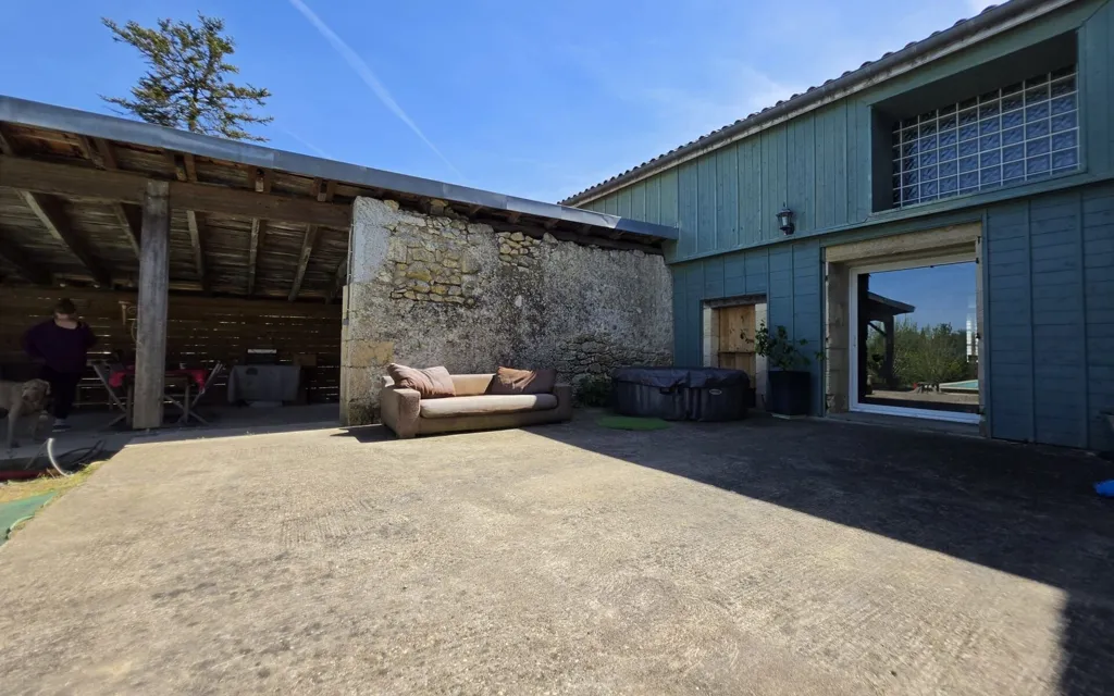 Jardin - Maison en Pierre Rénovée avec Piscine à Blasimon