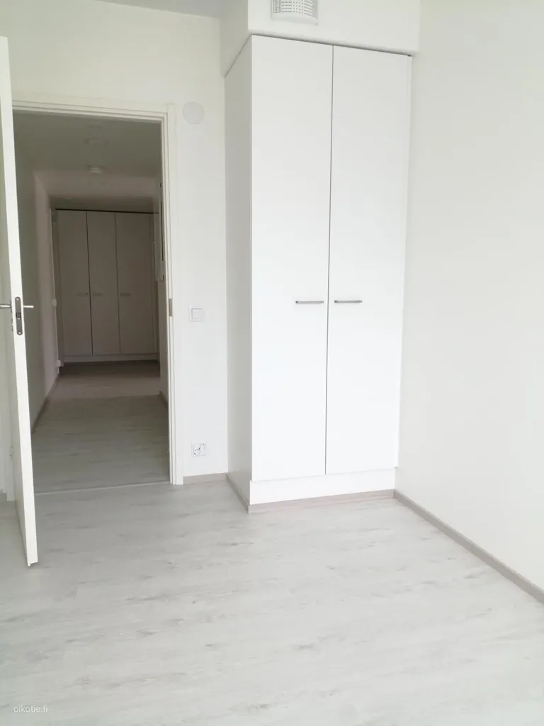 Magamistoad - Modern Apartment with Balcony in Espoonlahti