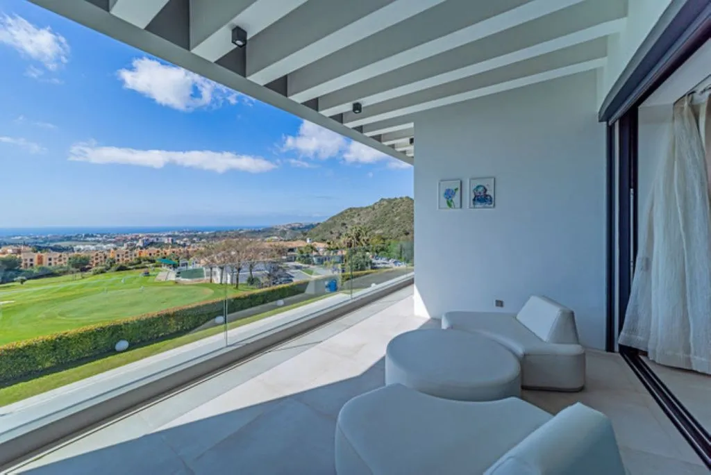 Terrass - Luxury Villa with Golf Course Views in Los Arqueros