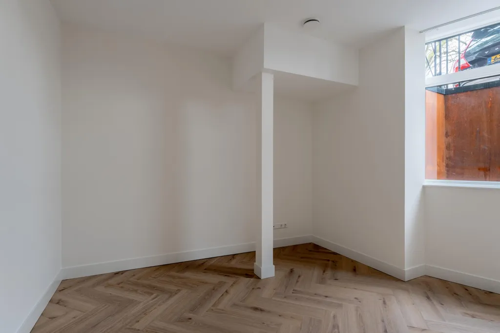 2-toaline korter asukohas Rotterdam