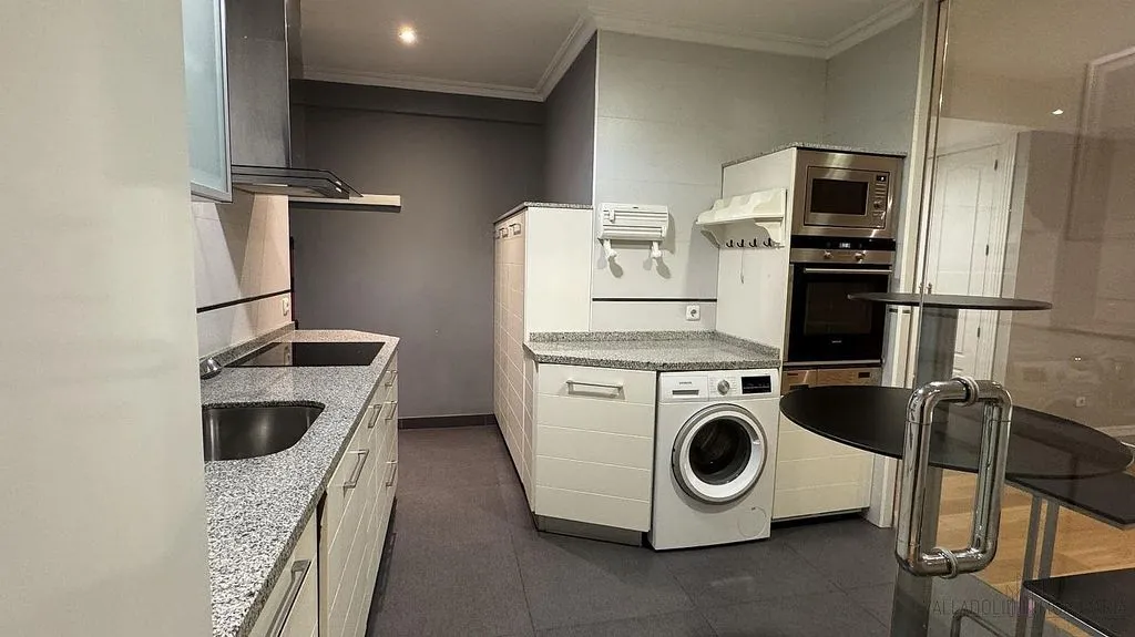 Cuisine - Spacious Apartment with Lift in Valladolid Centre