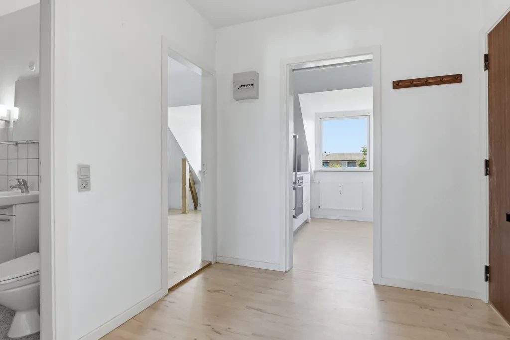 Esik - Condo with Balcony in Åbyhøj